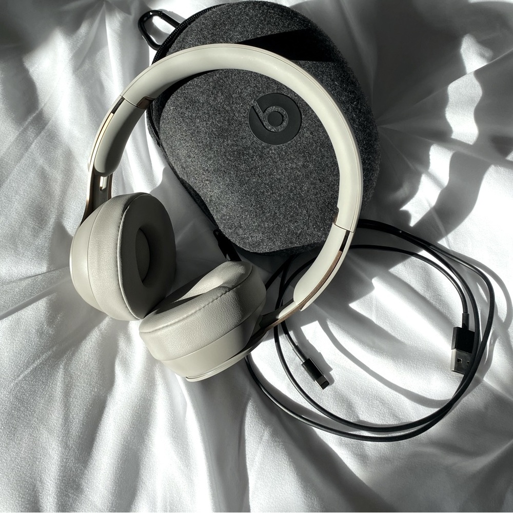 Beats Solo Pro Wireless On-Ear headphones